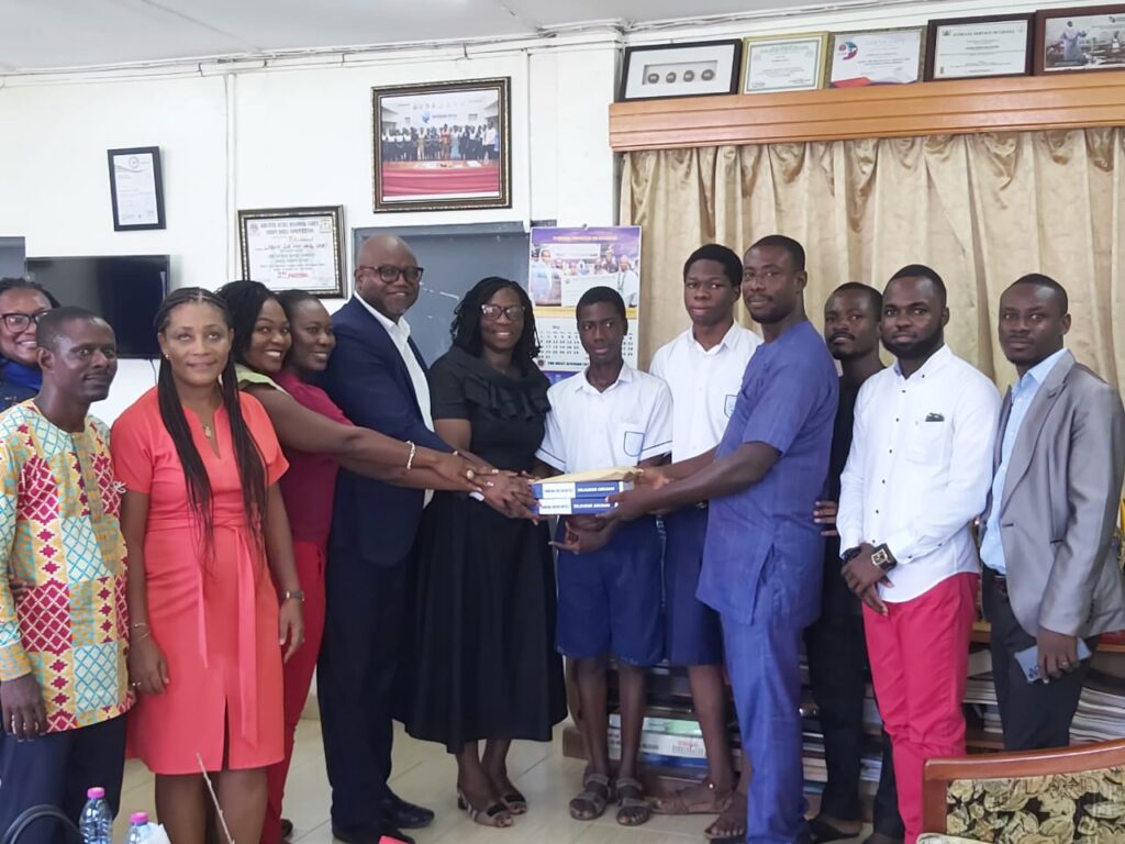 LOSA Donates to Teachers of the National Science & Maths Quiz (NSMQ) Team of the school